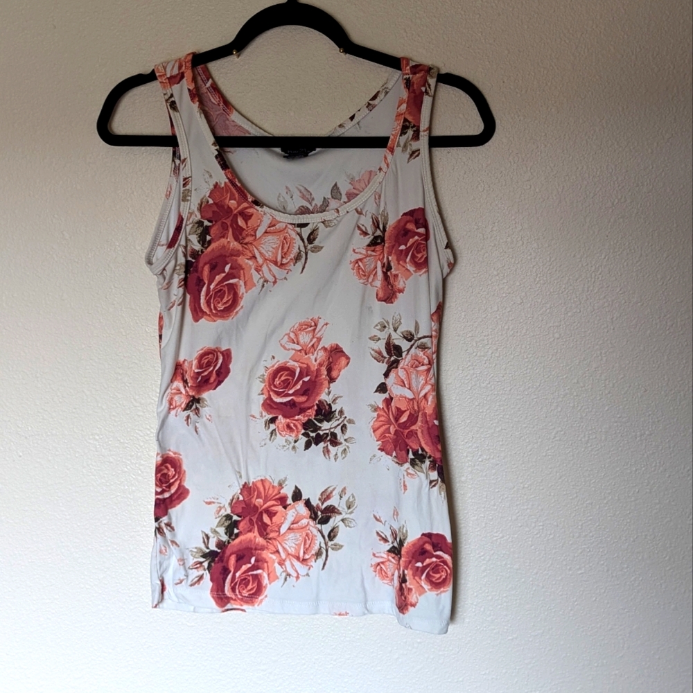 Rue 21 Floral Tank Size XL